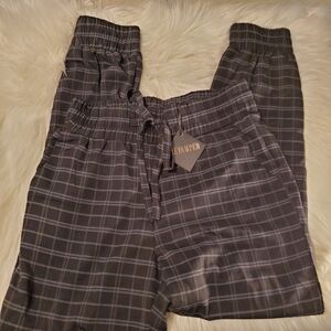 🌷3/$15 BNWT Revamped Grey Plaid Pants Size Small
